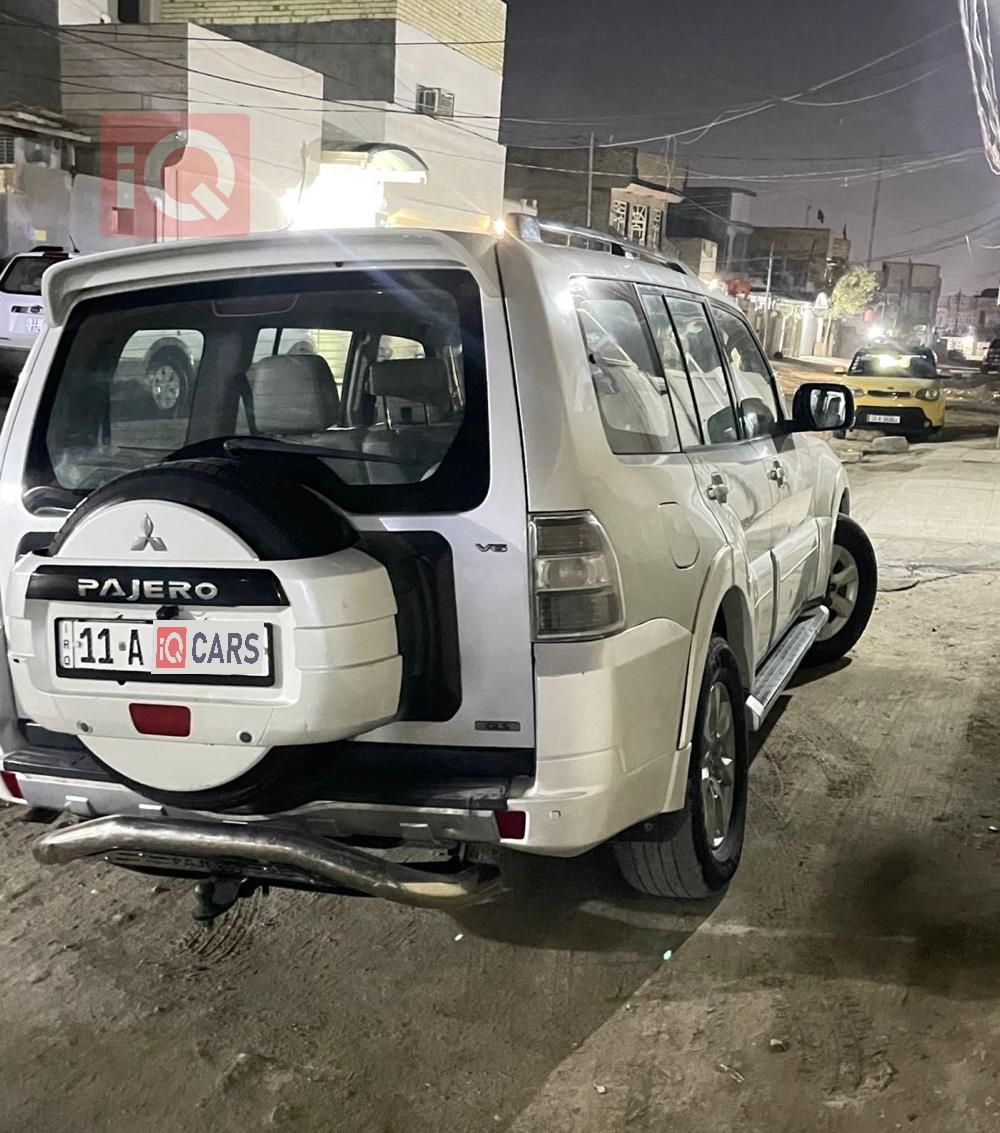 ميتسوبيشي باجيرو